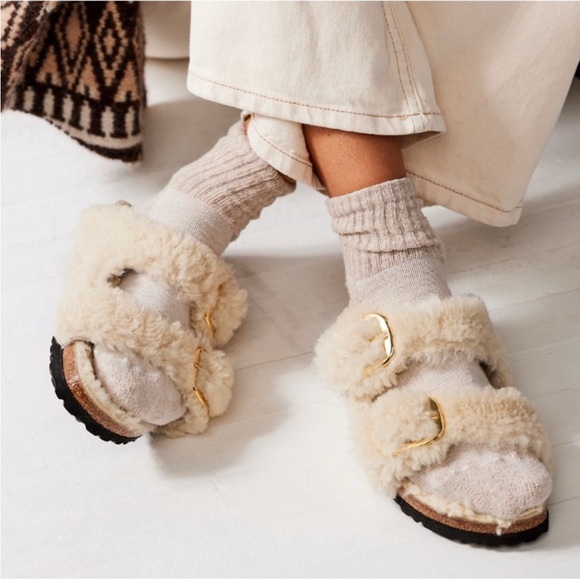 Birkenstock Arizona Gold Big Buckle Shearling Teddy Slide Sandals Cream Size 6 - Picture 3 of 16